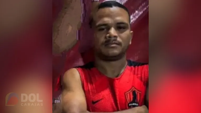 Petrick Rayon Silva Sousa, estava jogando bola em um campo sintético