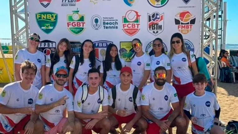 Com 17 atletas, Redenção está marcando presença no Campeonato Brasileiro de Beach Tennis, realizado em Vitória, no estado do Espírito Santo.