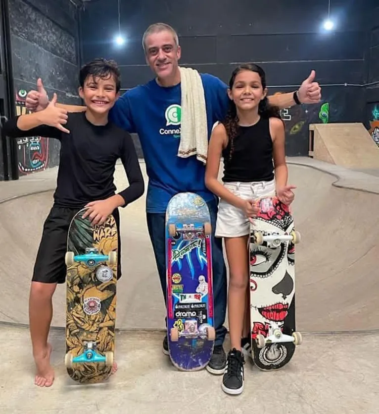 Gabriel Leão é um dos instrutores que ministram as oficinas gratuitas de Skate no CCBA.