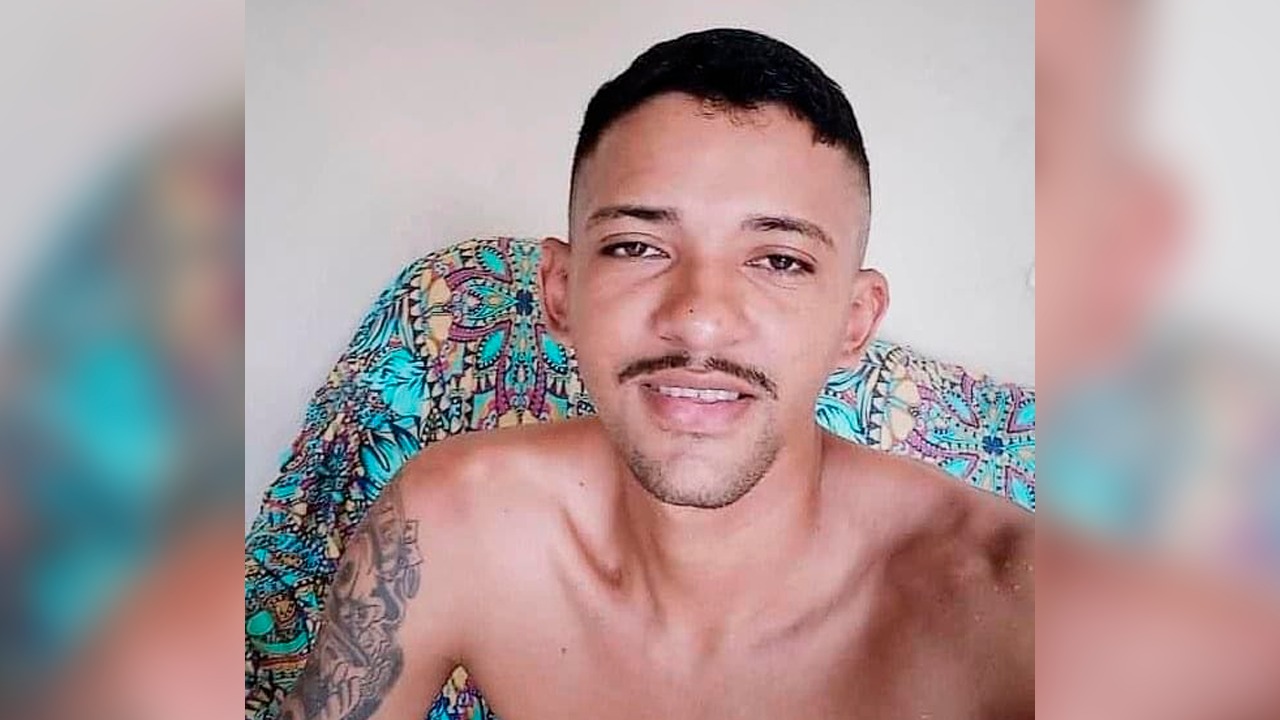 A vítima, identificada como Italo Oliveira Batista, tinha 27 anos.