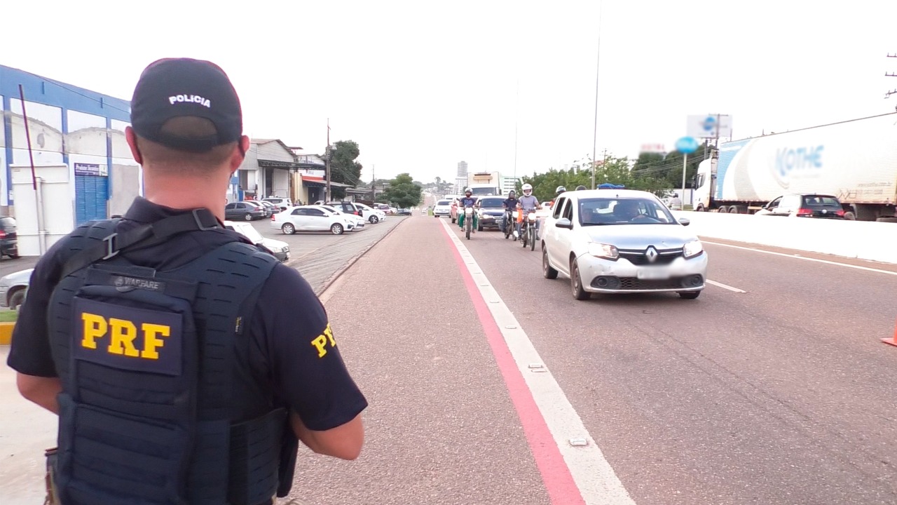 A PRF enfatiza a importância da colaboração de todos para garantir rodovias mais seguras neste feriado.