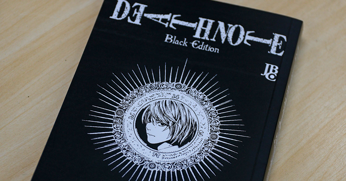 Elegância sombria: a primeira edição de *Death Note - Black Edition* traz a icônica capa que transformam o thriller psicológico em um verdadeiro item de colecionador