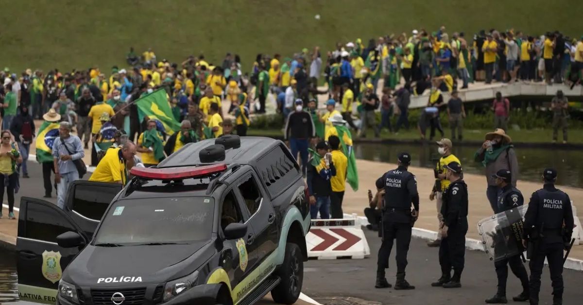 Mais três militares são indiciados por trama golpista