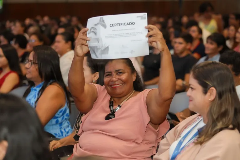 Ao todo, o programa de capacitação chega ao número de 14 mil paraenses certificados e com maior demanda de vagas para o curso de inglês.