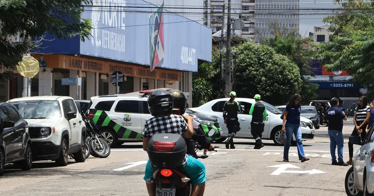 Rua Avertano Rocha tem sentido invertido no centro de Belém