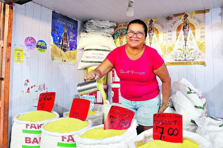 Rosimeire Fonseca, mencionou que um dos tipos que ela sempre faz questão de oferecer aos clientes é a farinha de Bragança.