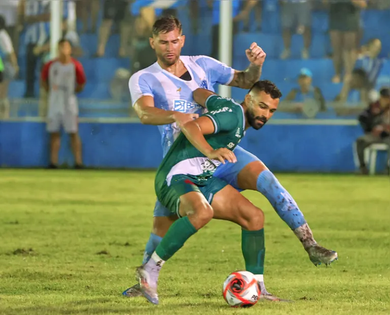 Tuna acabou caindo perante o Lobo