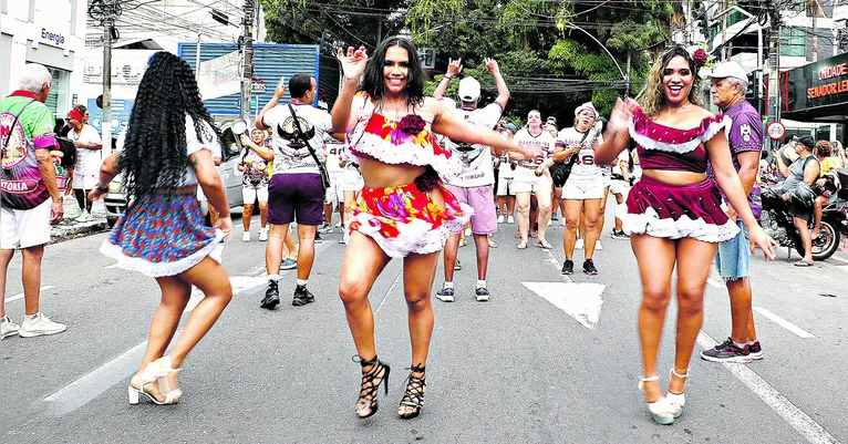 O Quem São Eles seguiu o desfile pelo centro de Belém