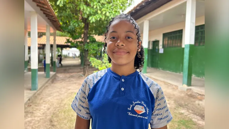 Para a aluna Pyetra Vitória, a proibição dos celulares em sala de aula pode ajudar a melhorar a concentração durante as aulas.