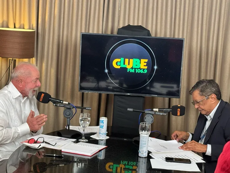 Presidente Lula concedeu entrevista exclusiva ao programa Clube da Manhã, da Rádio Clube do Pará, apresentado pelo jornalista e radialista Nonato Cavalcante.