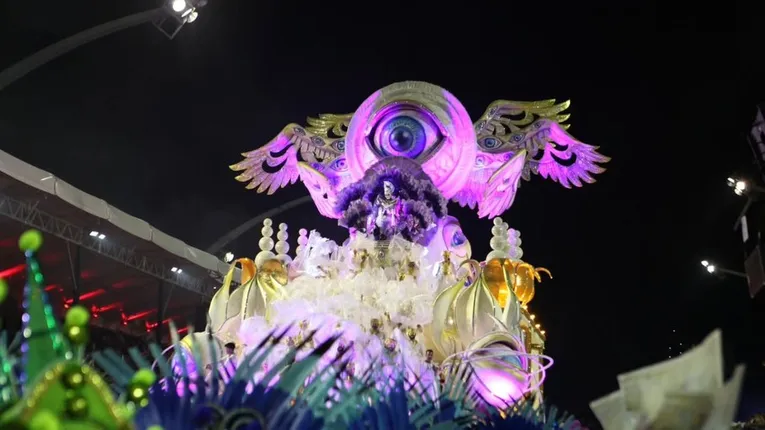 Escolas de SP realizam desfile; veja como foi o primeiro dia