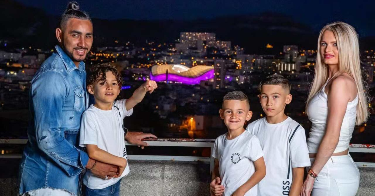 O jogador, é casado há 18 anos e tem 3 filhos