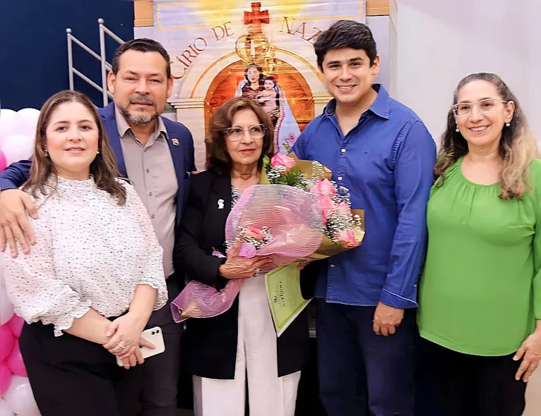 Prêmio e livro eternizam Nazaré Athayde como referência da Imunização Paraense