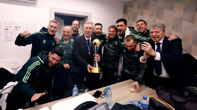 Ancelotti chega com comissão europeia ao Brasil