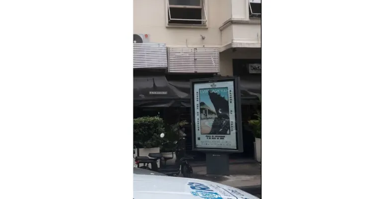 Dre'moni Watts, bailarino de Lady Gaga, posta cartaz da turnê
