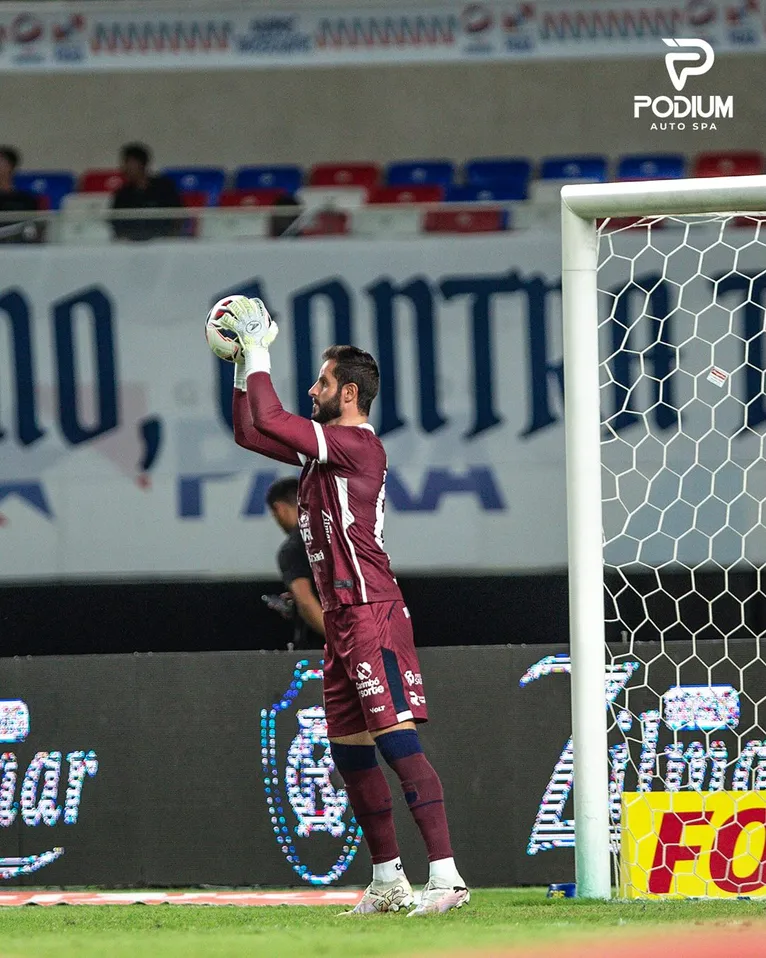Goleiro é um dos pilares da equipe de Guto Ferreira