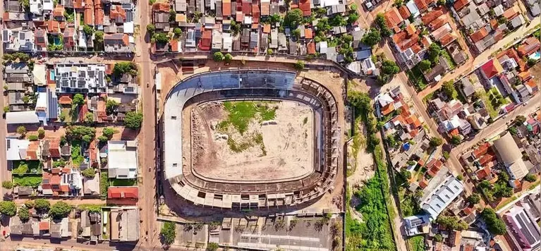 Reforma no estádio Barbalhão avança e meta atinge 27% das obras