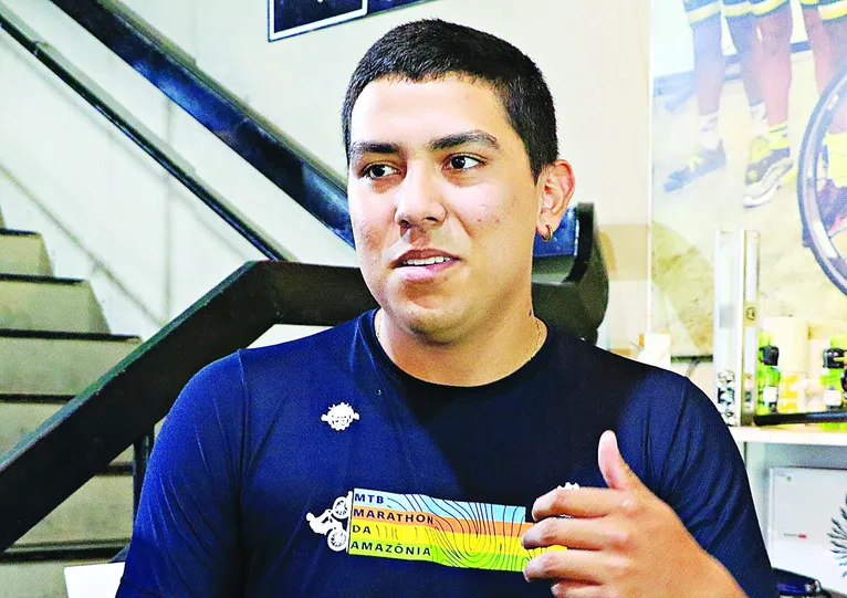 Consultor Victor Guedes