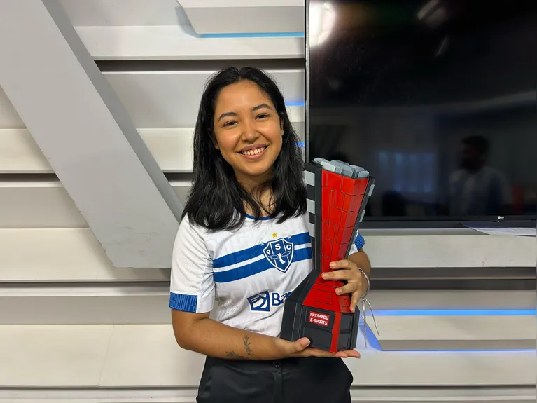 Yumi Lopes é a única mulher na equipe do Paysandu.