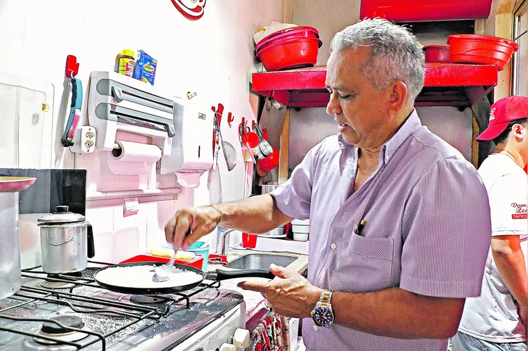 JOSE MARIA CARDOSO-63, PROPIETARIO DA TAOIOCARIA,DOM ZECA'S,