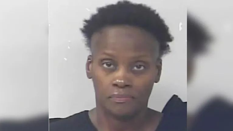 Rhonda Paulynice, de 31 anos, foi detida na última sexta-feira (30)