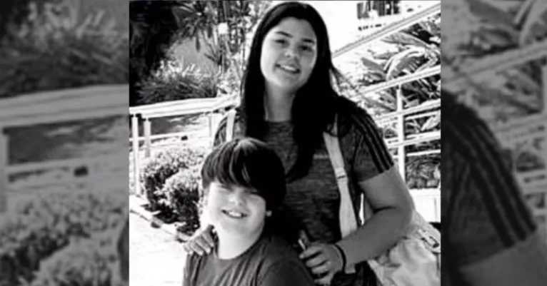 Maria Sophia Dumoncel, de 16 anos, e Arthur Dumoncel, de 9 anos.