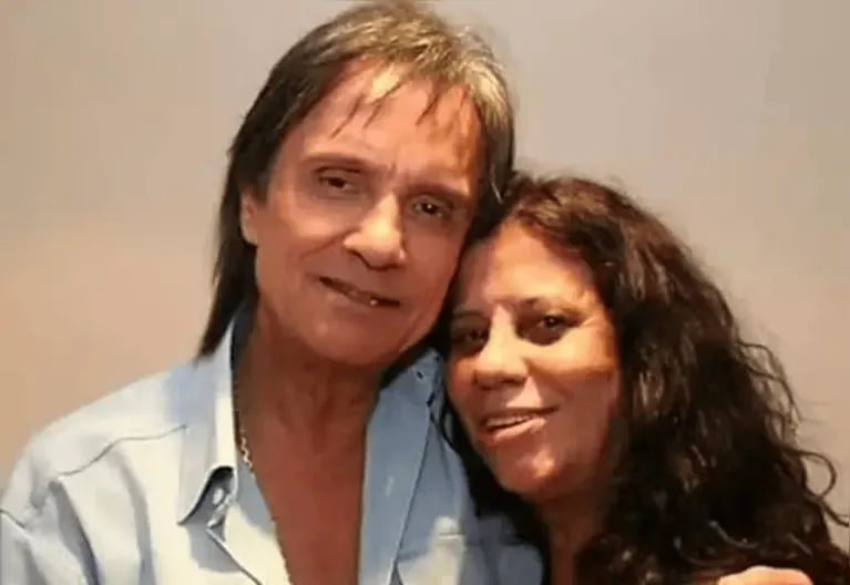 Maria Gladys foi a primeira namorada do cantor.