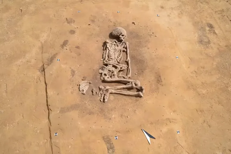 Mulher pertenceu a cultura da cerâmica cordada.