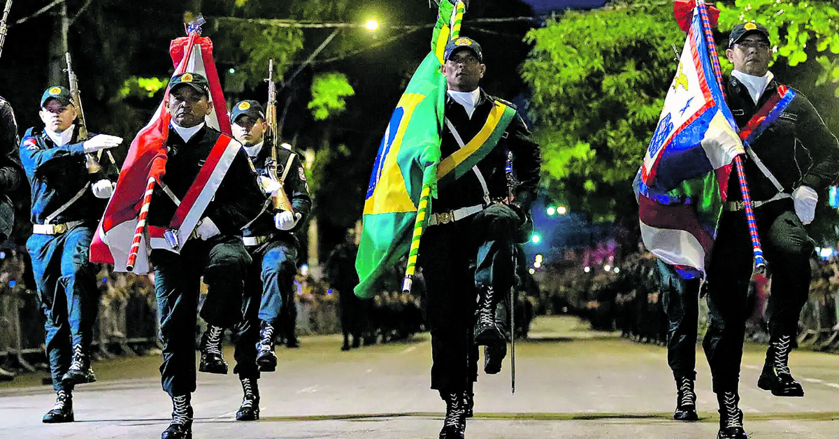 Cerimônia em homenagem a Tiradentes no Pará.