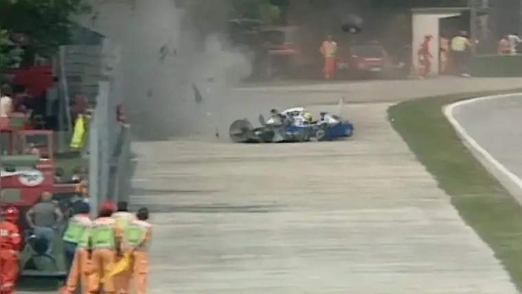 Senna na trágica curva Tamburello