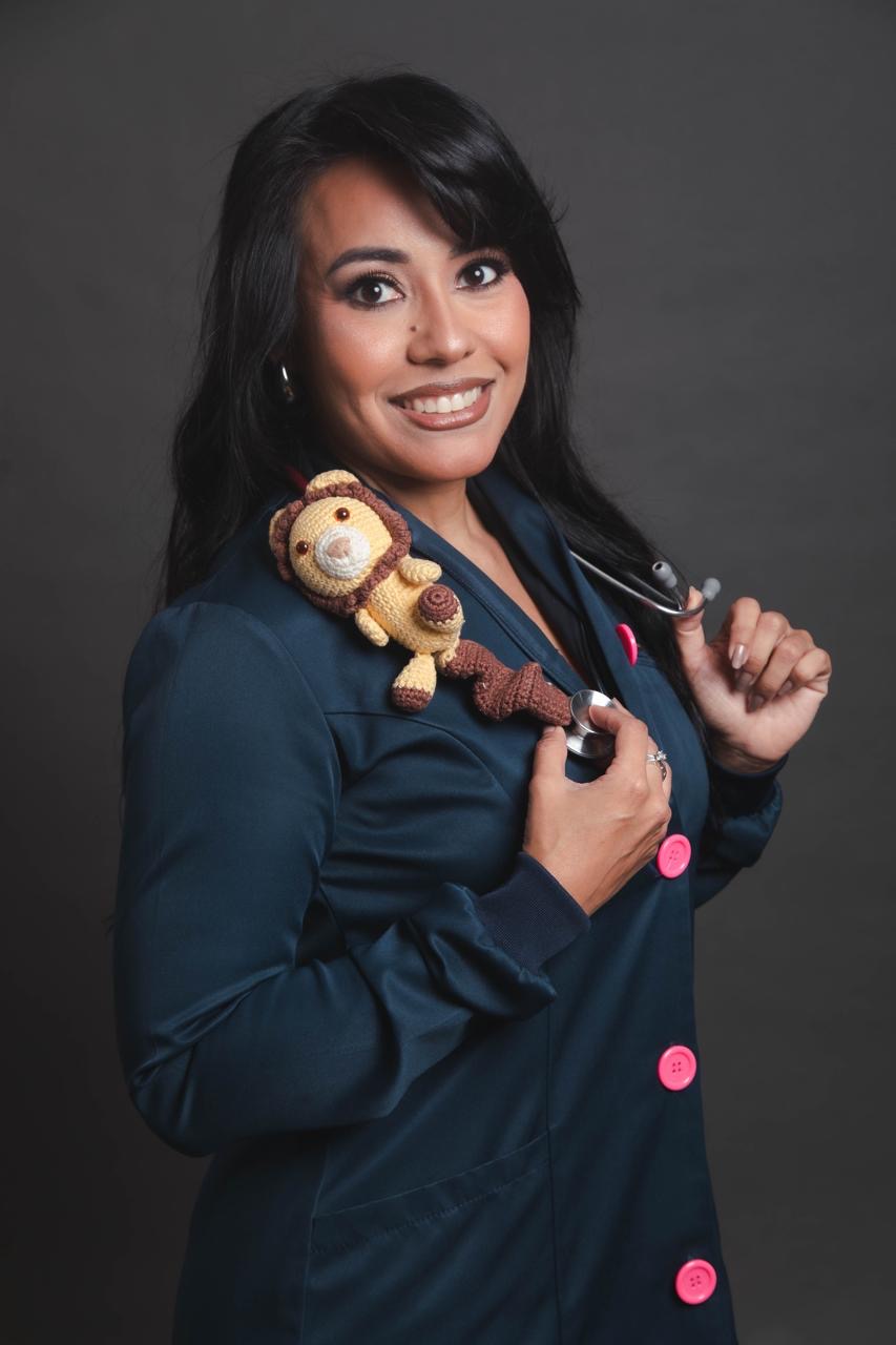 Dra Amely Pinheiro, médica pediatra.