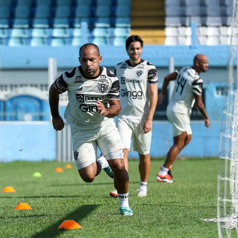 Departamento médico do Paysandu vai ficando vazio e alivia time