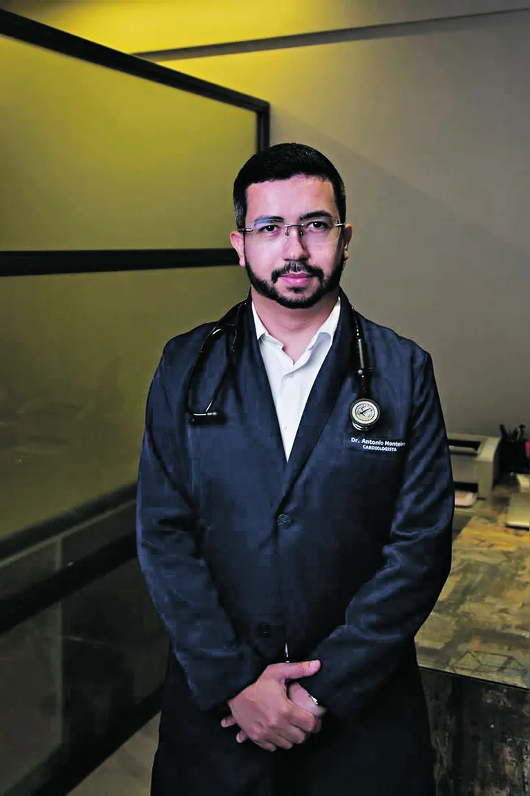Médico cardiologista Antônio Monteiro.