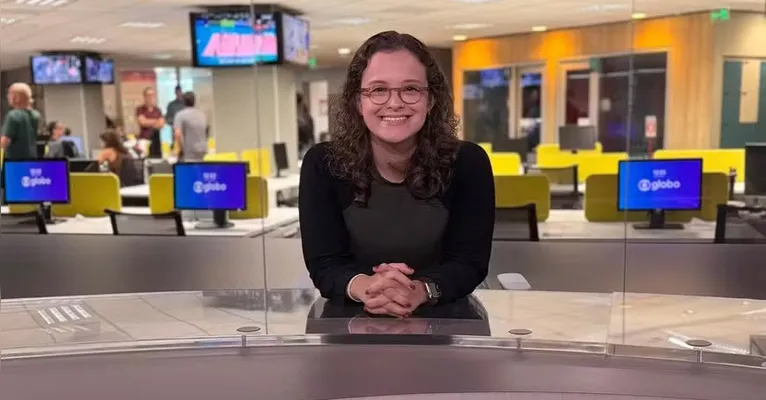 Natural do Rio de Janeiro, Belle tem 32 anos e agora passa a integrar o time fixo de comentaristas da Globo, em contrato exclusivo.