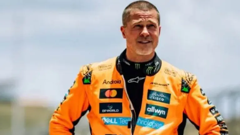 Pitt vestiu o macacão da McLaren