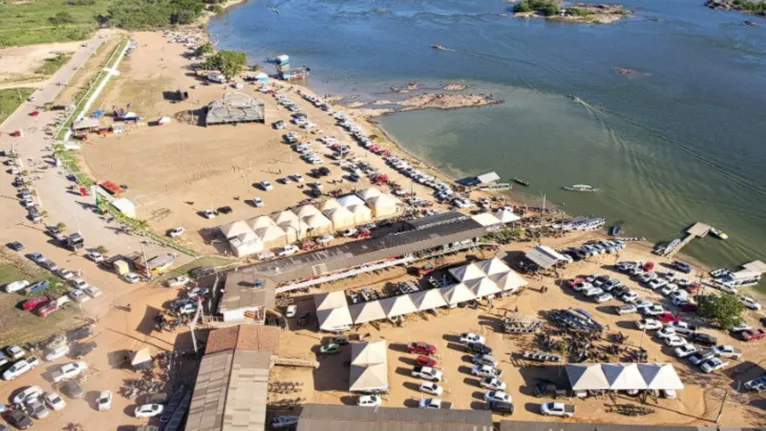 Entre os destinos mais procurados está São Félix do Xingu, no sul do Pará, que se destaca com sua tradicional Praia do Pedral, às margens do majestoso Rio Xingu.