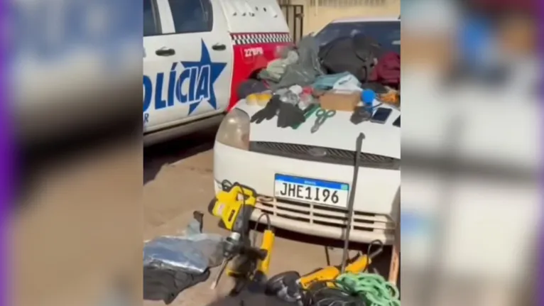 Com os suspeitos foram encontrados diversos itens