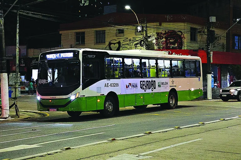 Mais recentemente a gestão implementou o barco “Geladão” que faz o trecho Icoaraci-Cotijuba