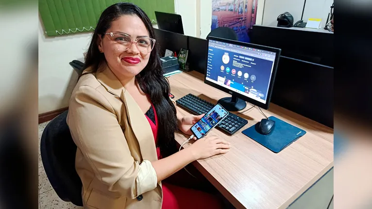 Social Media Eduarda Araújo. Uma das responsáveis pelo engajamento e visualizações do DOL Carajás nas redes sociais.