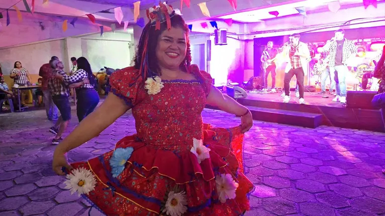 Luciana Fiel esteve na disputa, mas disse que vale mais participar da festa