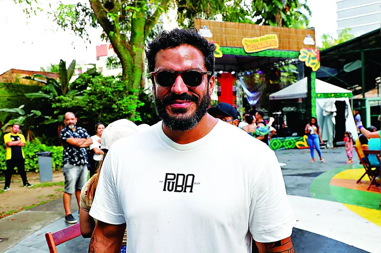 O chef Thiago Castanho, que utiliza insumos amazônicos em sua cozinha, defende a simplicidade de comidas regionais.