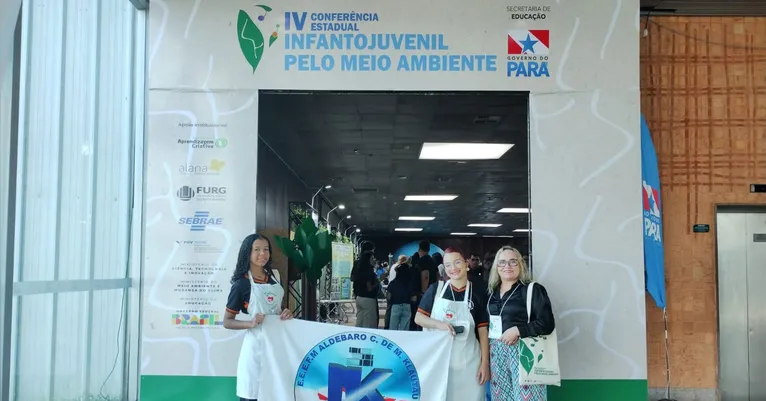 Alunas da Escola Aldebaro Klautau apresentaram o projeto "Delícias Sustentáveis" durante a IV Conferência Estadual Infantojuvenil pelo Meio Ambiente, em Belém — iniciativa foi selecionada para representar o Pará na etapa nacional, em Brasília.