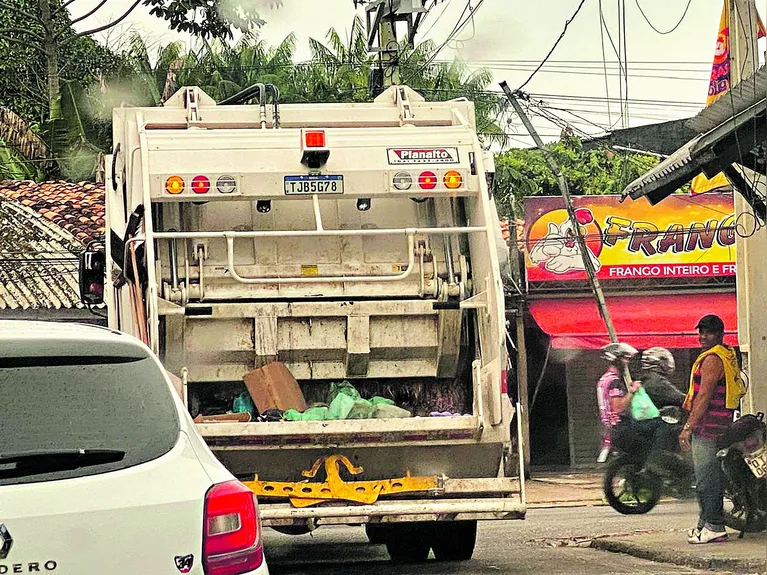 Cada caminhão é alugado praticamente a preço de um novo
