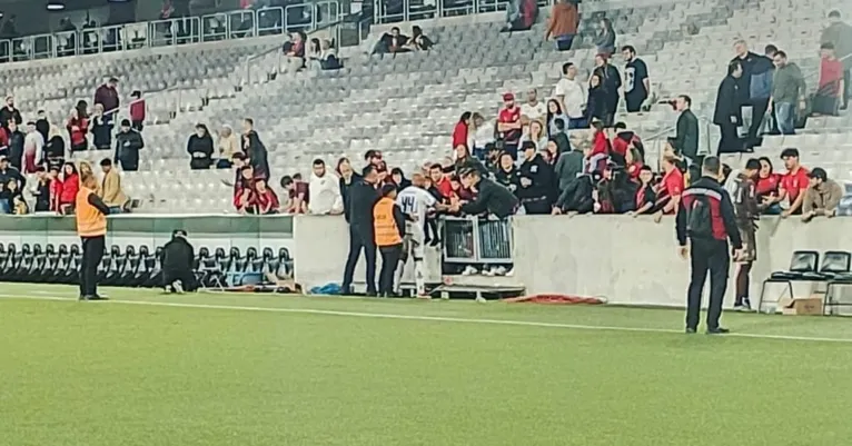 Reencontro Emocionante: Thiago Heleno Retorna à Arena da Baixada como Adversário em Empate entre Athletico e Paysandu