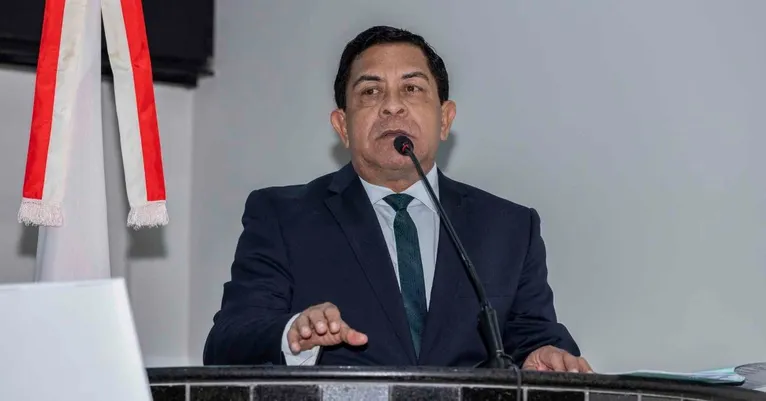 Projeto de Carlos Bordalo destina 10% das vagas públicas a pessoas com 50 anos ou mais.