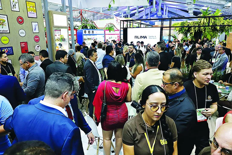 Segundo a Associação Paraense de Supermercadistas (Aspas), promotora da feira, a expectativa é que cerca de 30 mil pessoas circulem pelo Hangar.