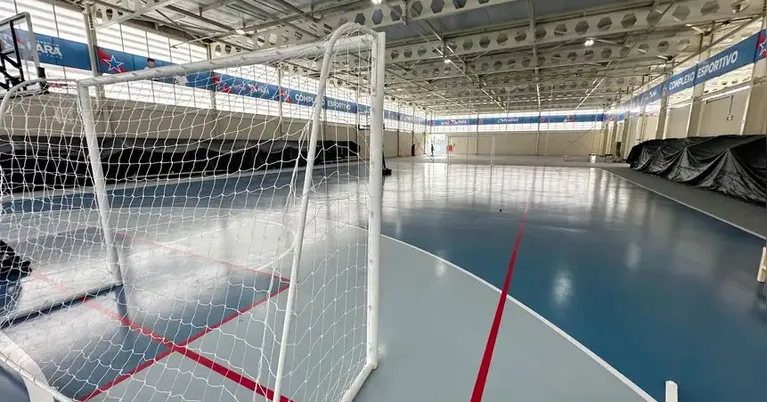 O ginásio poliesportivo coberto da UsiPaz de Capanema.