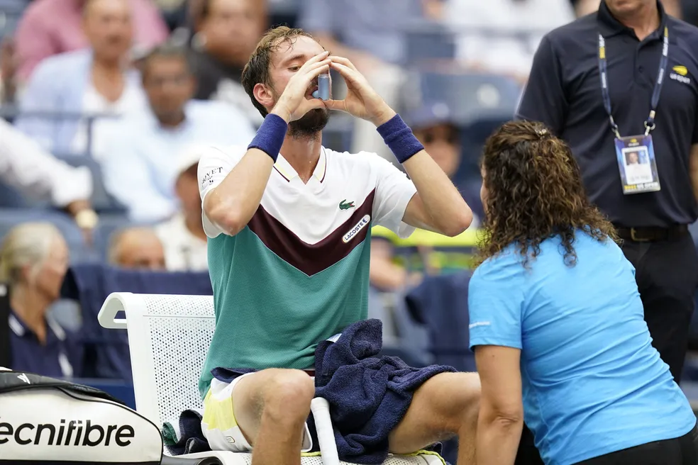 Daniil Medvedev solicitou atendimento médico durante partida de tênis no US Open 2023