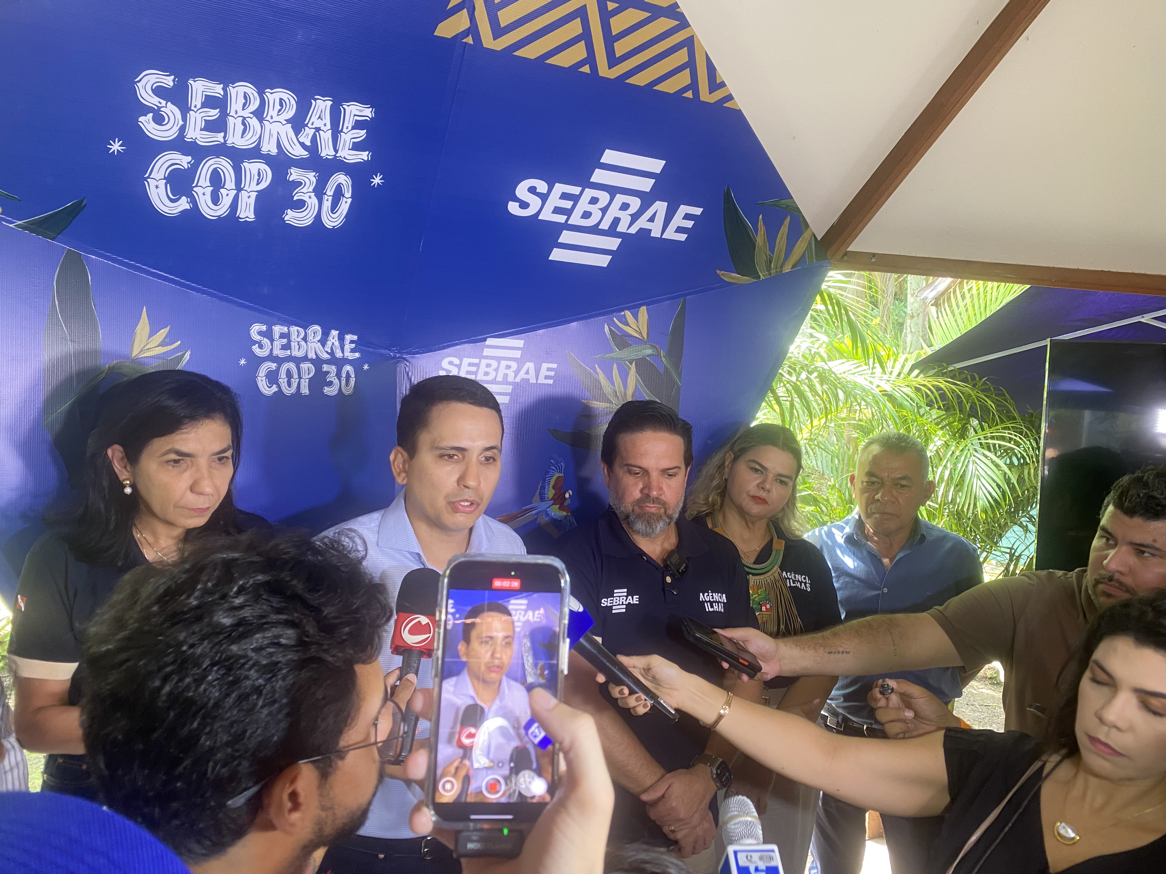 Vice-prefeito de Belém, Cássio Andrade, durante coletiva de imprensa na inauguração da agência do Sebrae na Ilha do Combu