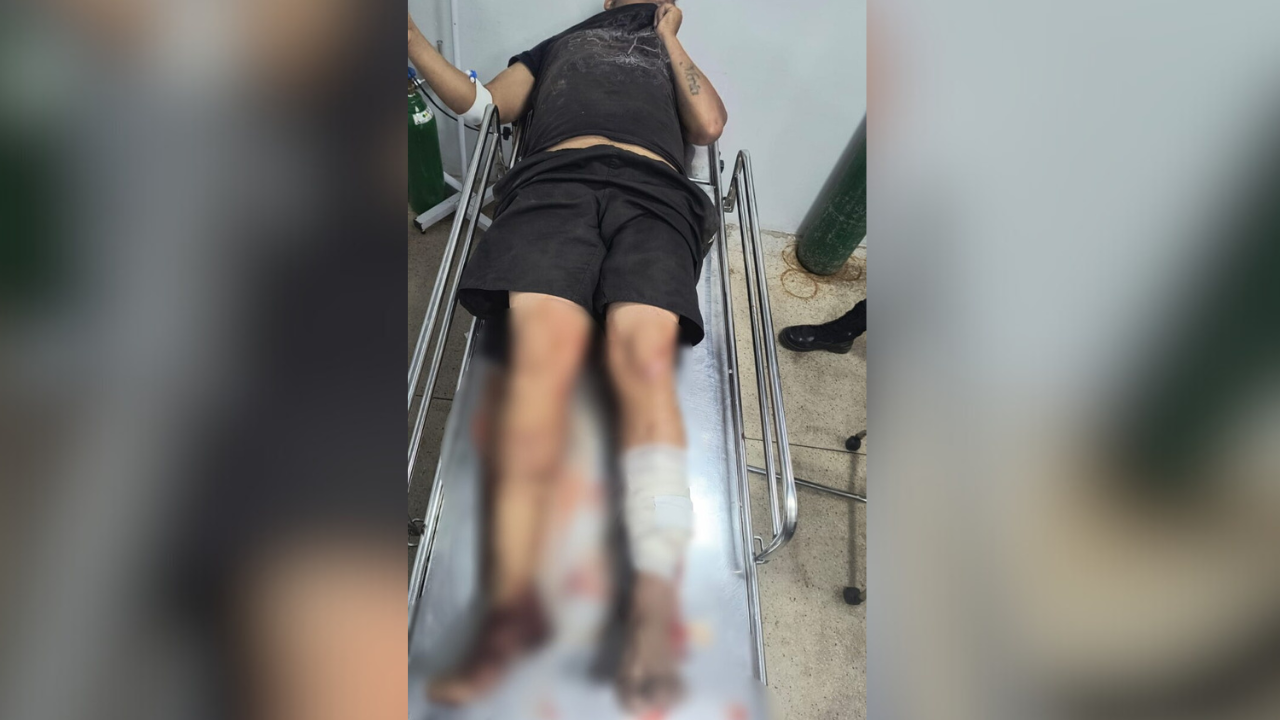 Identificado apenas como Josiel, o homem foi encontrado dentro do porta-malas de um veículo Fiat branco, já imobilizado por populares